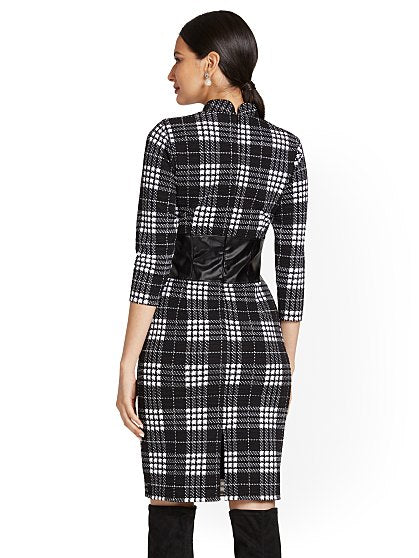 79.95 CORSET PLAID DRESS