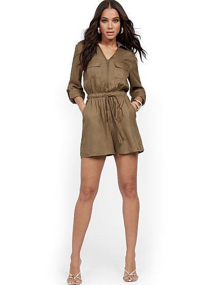 59.95 3/4 SLV ZIP ROMPER