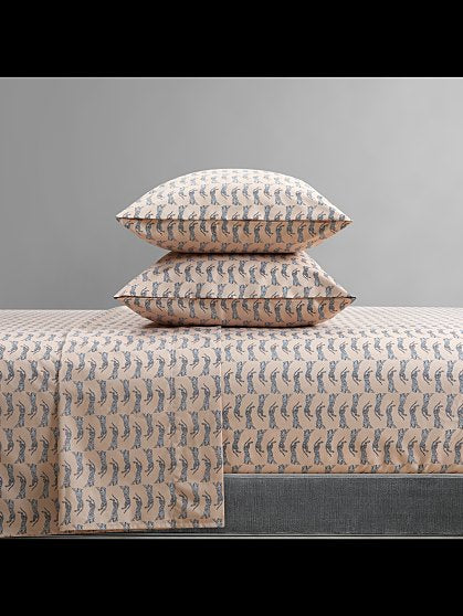 53.00 CAITLYN QUEEN 4PC