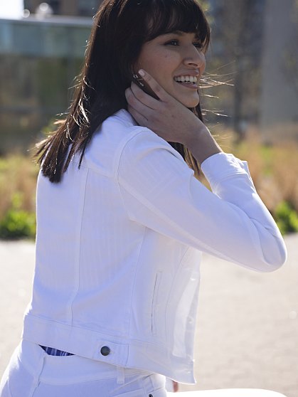 79.95 WHITE DENIM JACKET