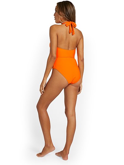 79.95 RUCHED WRAP HALTER