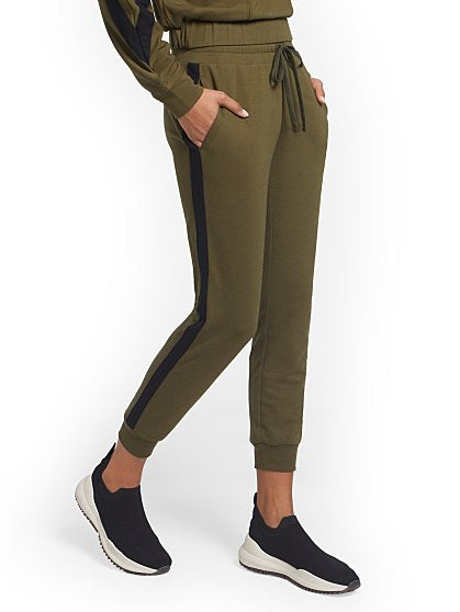 54.95 FT STRIPE JOGGER
