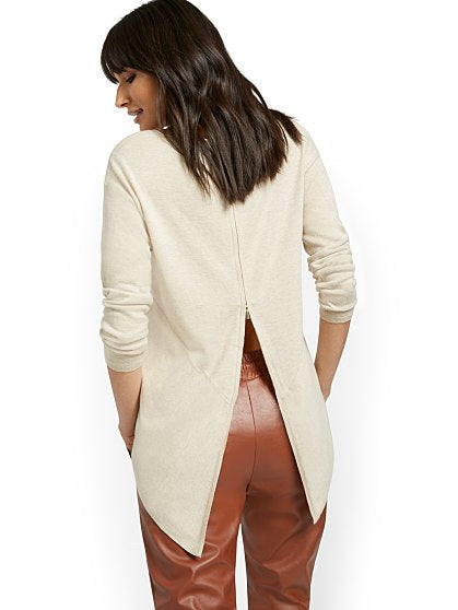 49.95 ZIP BACK PULLOVER