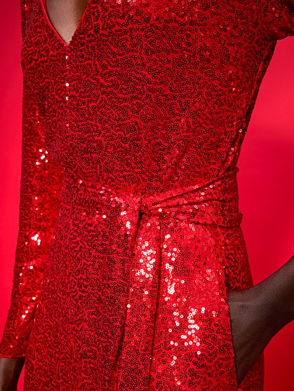 129.95 SEQUIN JUMPSUIT