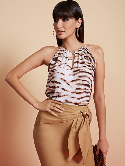 39.95 O RUFFLE NK HALTER
