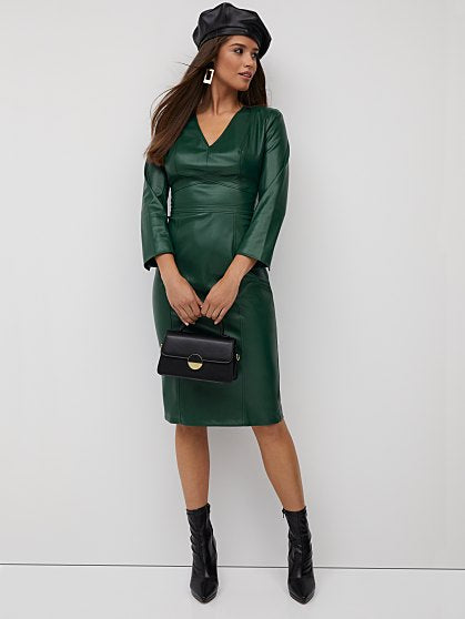 99.95 PU CORSET DRESS
