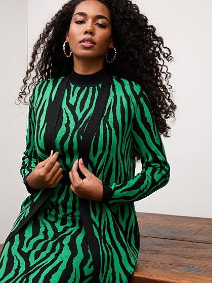 69.95 ZEBRA TIE DUSTER