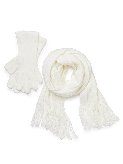 22.95 CABLE GIFT SET