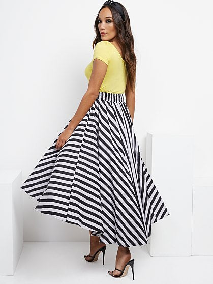 74.95 DRAMA BOW SKIRT