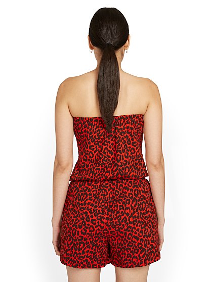 49.95  FT STRAPLESS TOP