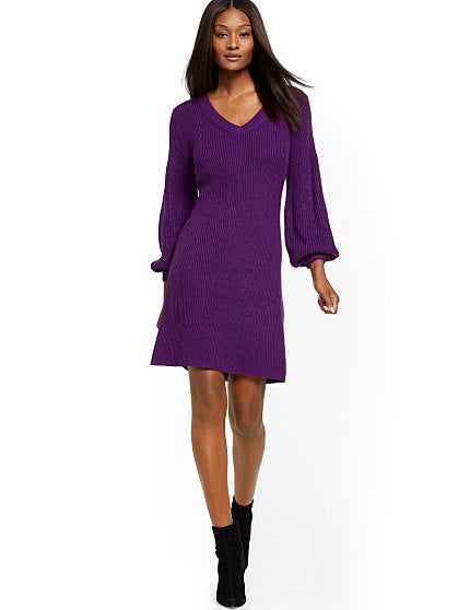 69.95 V NECK SWTR DRESS