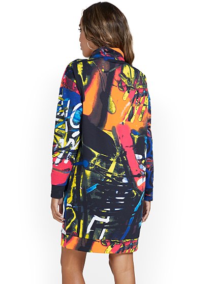 59.95 ZIP FRNT GRAFFITTI