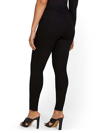 64.95 T HW LEXI LL BLACK