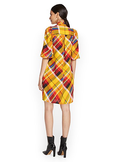 69.95 PLAID BOW SHIFT